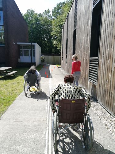 course fauteuils étudiants ateliers