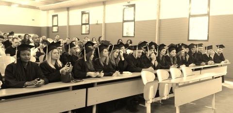 etudiants IADE ceremonie de remise des diplomes